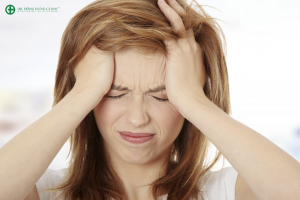 Phụ nữ ít chất nhờn khi quan hệ phải làm sao? Bác sĩ trả lời